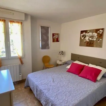 F2 A Amelie-les-bains Avec Parking, Ascenseur Et Equipements Complets - Fr-1-703-24 Апартаменты