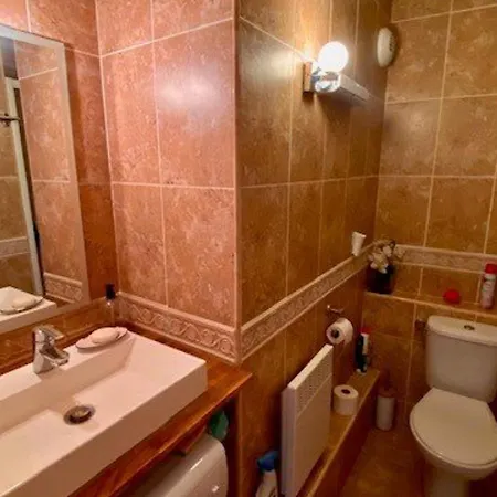 Апартаменты F2 A Amelie-les-bains Avec Parking, Ascenseur Et Equipements Complets - Fr-1-703-24 Амели-ле-Бен-Палальда